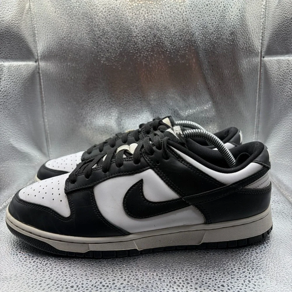 Size 9.5 Nike Dunk Low Retro Panda Black White Comfort Sneaker Shoes‎ DD1391-100